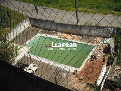 Foto 3 do(a) Casa de 5 quartos à venda em Parque Monte Alegre, Taboão da Serra