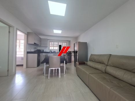 Foto 16 do(a) Casa de 3 quartos à venda em Barra da Lagoa, Florianópolis