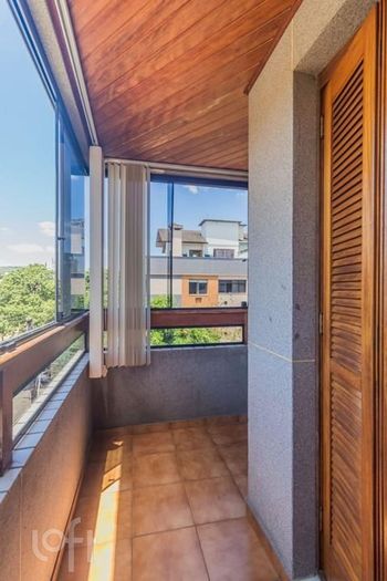 Foto 29 do(a) Apartamento de 5 quartos à venda em Jardim Itu, Porto Alegre