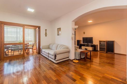 Foto 6 do(a) Apartamento de 5 quartos à venda em Jardim Itu, Porto Alegre