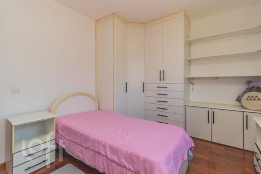 Foto 13 do(a) Apartamento de 5 quartos à venda em Jardim Itu, Porto Alegre