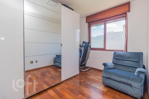 Foto 19 do(a) Apartamento de 5 quartos à venda em Jardim Itu, Porto Alegre