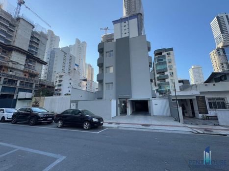 Foto 5 do(a) Apartamento de 3 quartos à venda em Centro, Balneário Camboriú
