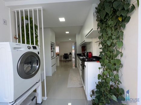 Foto 10 do(a) Apartamento de 3 quartos à venda em Centro, Balneário Camboriú