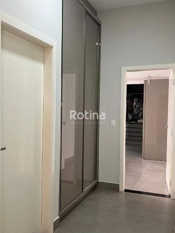 Foto 11 do(a) Casa em Condomínio false à venda em Jardim Botânico, Uberlândia