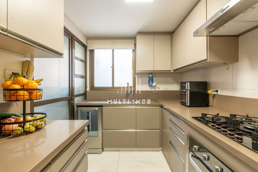 Foto 16 do(a) Apartamento de 3 quartos à venda em Três Figueiras, Porto Alegre