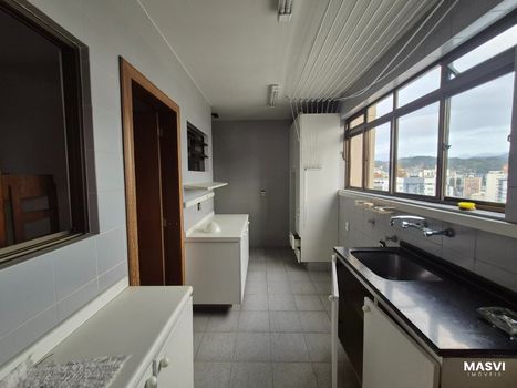 Foto 7 do(a) Cobertura de 5 quartos à venda em Centro, Florianópolis