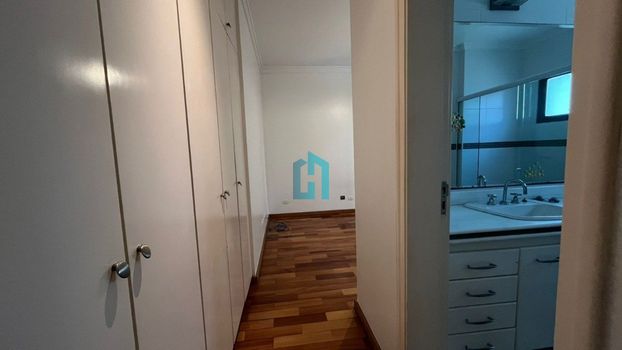 Foto 23 do(a) Apartamento de 4 quartos à venda em Vila Uberabinha, São Paulo
