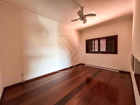 Foto 11 do(a) Casa em Condomínio de 4 quartos para alugar em Parque das Esmeraldas, Marília