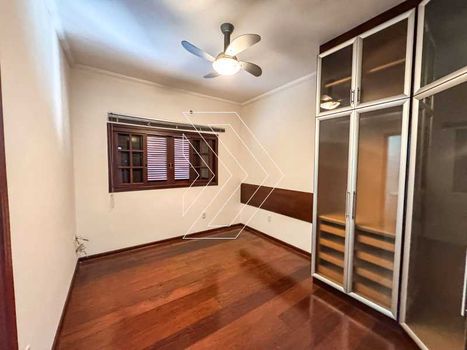 Foto 9 do(a) Casa em Condomínio de 4 quartos para alugar em Parque das Esmeraldas, Marília