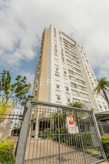 Foto 47 do(a) Apartamento de 3 quartos à venda em Santana, Porto Alegre