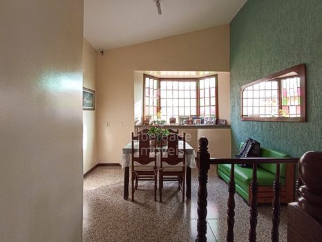 Foto 8 do(a) Casa de 3 quartos à venda em Conjunto Califórnia, Belo Horizonte