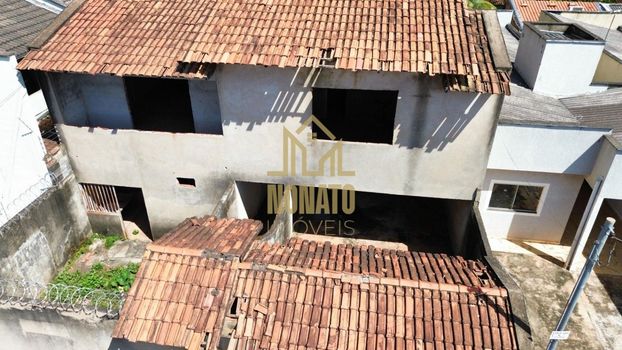 Foto 2 do(a) Casa de 4 quartos à venda em Setor Cristina, Trindade