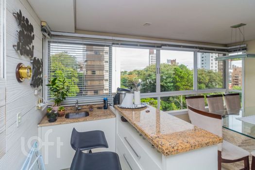 Foto 12 do(a) Apartamento de 3 quartos à venda em Petrópolis, Porto Alegre