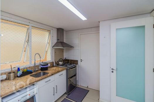 Foto 33 do(a) Apartamento de 3 quartos à venda em Petrópolis, Porto Alegre