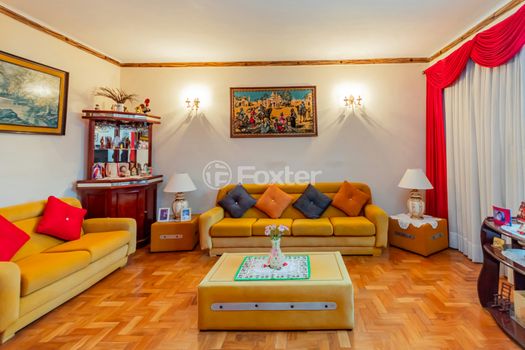 Foto 2 do(a) Casa de 3 quartos à venda em Vila Maracanã, São Paulo