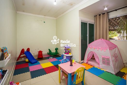 Foto 17 do(a) Casa em Condomínio de 4 quartos à venda em Setor Habitacional Arniqueira (Águas Claras), Brasília