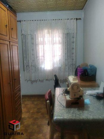 Foto 16 do(a) Casa de 3 quartos à venda em Vila Tibiriçá, Santo André