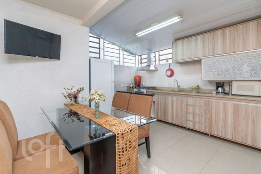 Foto 19 do(a) Apartamento de 3 quartos à venda em Passo da Areia, Porto Alegre