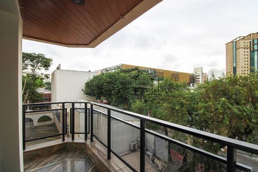 Foto 5 do(a) Apartamento de 3 quartos à venda em Indianópolis, São Paulo