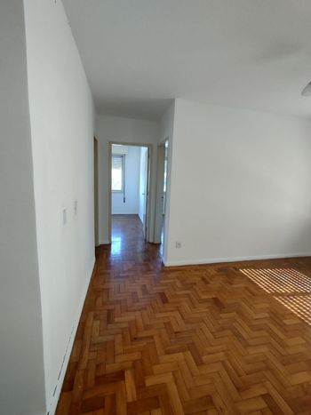 Foto 6 do(a) Apartamento de 2 quartos à venda em São Sebastião, Porto Alegre