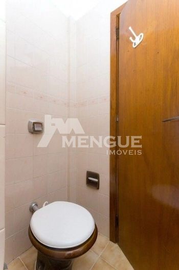 Foto 15 do(a) Apartamento de 3 quartos à venda em São João, Porto Alegre