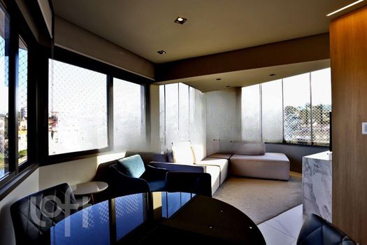 Foto 5 do(a) Apartamento de 2 quartos à venda em Chácara das Pedras, Porto Alegre