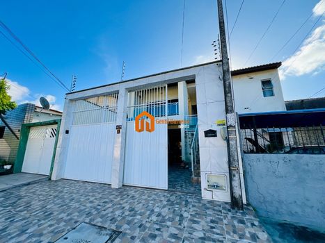 Foto 1 do(a) Casa de 5 quartos à venda em Passaré, Fortaleza