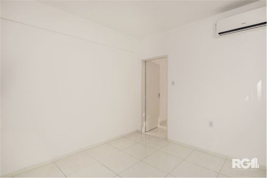 Foto 11 do(a) Apartamento de 2 quartos à venda em Centro Histórico, Porto Alegre