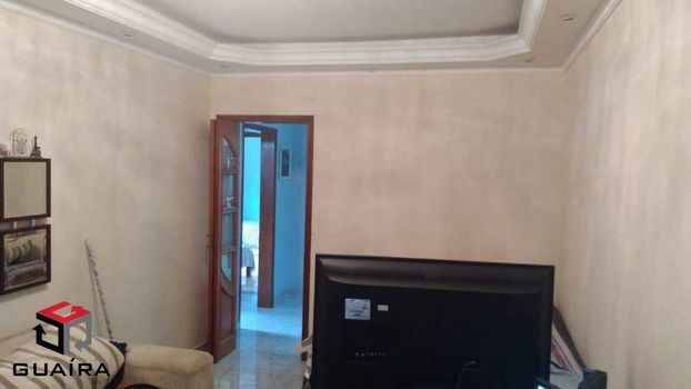 Foto 3 do(a) Casa de 5 quartos à venda em Vila Aquilino, Santo André