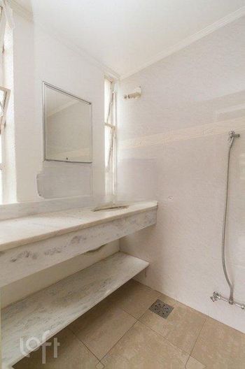 Foto 17 do(a) Apartamento de 3 quartos à venda em Menino Deus, Porto Alegre