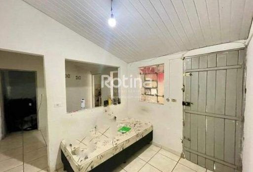 Foto 22 do(a) Casa de 6 quartos à venda em Bom Jesus, Uberlândia