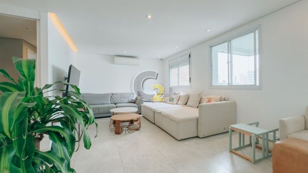 Foto 3 do(a) Apartamento de 3 quartos à venda em Moema, São Paulo