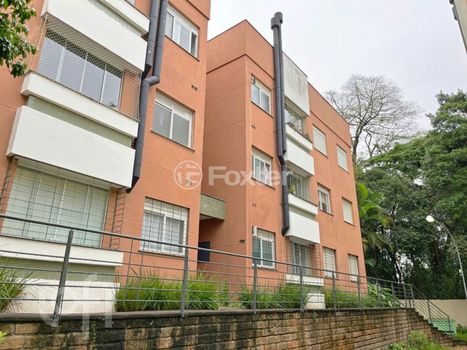 Foto 39 do(a) Apartamento de 3 quartos à venda em Guarujá, Porto Alegre
