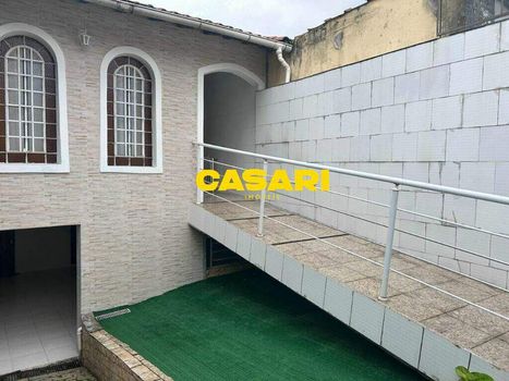 Foto 30 do(a) Casa de 4 quartos à venda em Vila Humaitá, Santo André