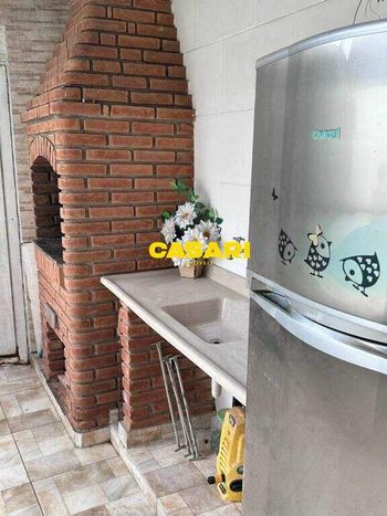 Foto 20 do(a) Casa de 4 quartos à venda em Vila Humaitá, Santo André