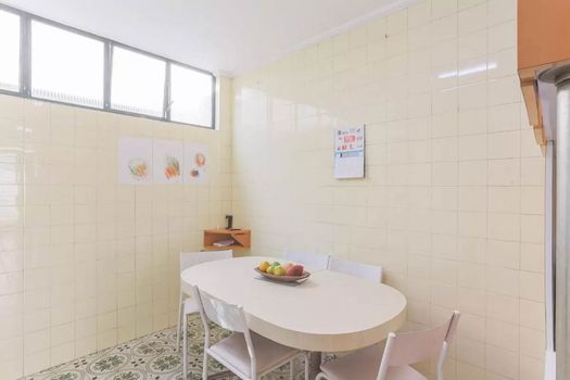 Foto 5 do(a) Casa de 3 quartos à venda em Vila Madalena, São Paulo
