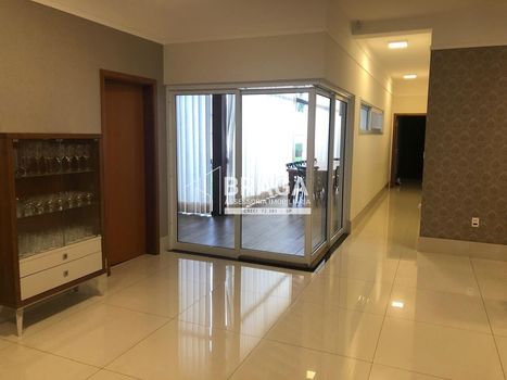Foto 11 do(a) Fazenda / Sítio / Chácara de 2 quartos à venda em Parque Residencial Tancredi, Americana