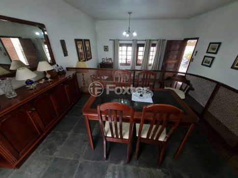Foto 4 do(a) Casa de 3 quartos à venda em Parque Jabaquara, São Paulo