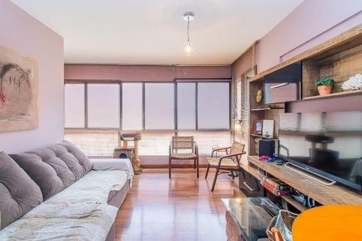 Foto 3 do(a) Apartamento de 2 quartos à venda em Independência, Porto Alegre