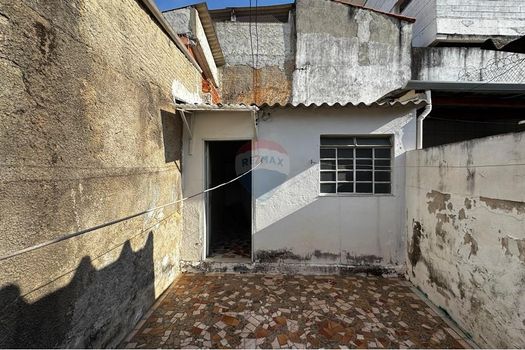 Foto 35 do(a) Casa de 2 quartos à venda em Vila Hortência, Sorocaba