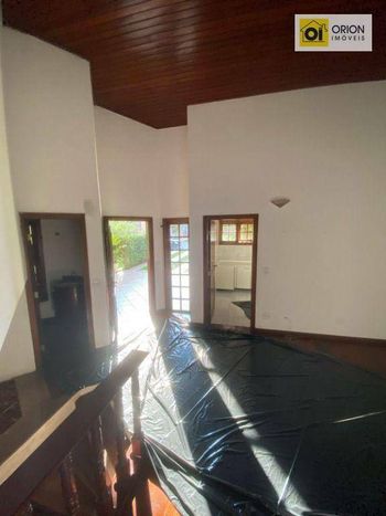 Foto 39 do(a) Casa em Condomínio de 4 quartos para alugar em Morada dos Pinheiros (Aldeia da Serra), Santana de Parnaíba