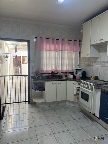 Foto 7 do(a) Casa de 3 quartos à venda em Vila Elza, Sorocaba