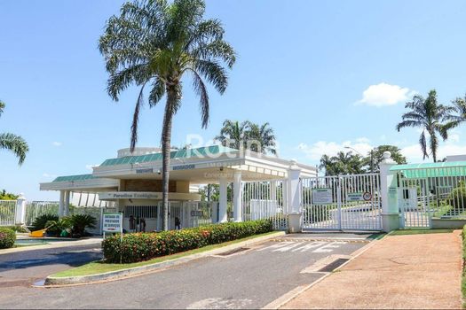 Foto 28 do(a) Casa em Condomínio de 4 quartos à venda em Aclimação, Uberlândia