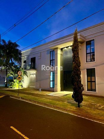 Foto 26 do(a) Casa em Condomínio de 4 quartos à venda em Aclimação, Uberlândia