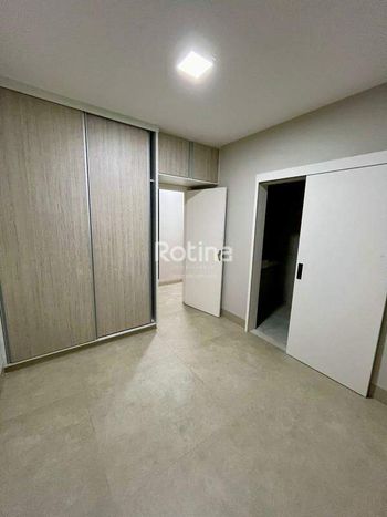 Foto 14 do(a) Casa em Condomínio de 4 quartos à venda em Aclimação, Uberlândia