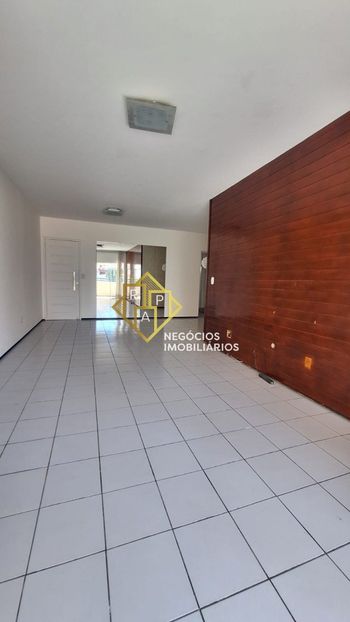 Foto 2 do(a) Apartamento de 3 quartos à venda em Cocó, Fortaleza