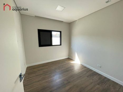 Foto 6 do(a) Casa em Condomínio de 3 quartos à venda em Jardim Jacinto, Jacareí
