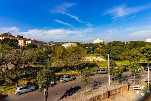 Foto 4 do(a) Kitnet / JK / Studio de 3 quartos à venda em Cristal, Porto Alegre