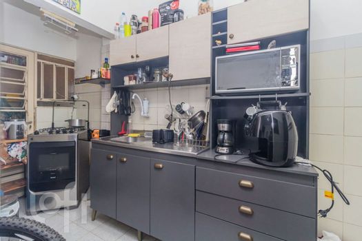 Foto 7 do(a) Apartamento de 1 quartos à venda em Santa Cecília, Porto Alegre